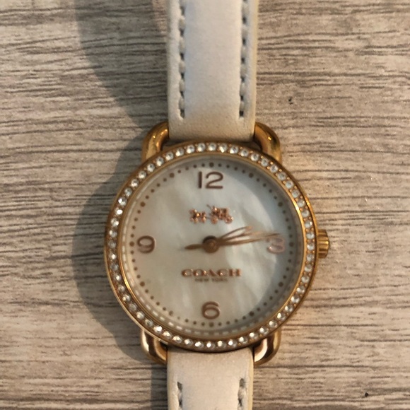 Watch by Coach - Picture 2 of 6